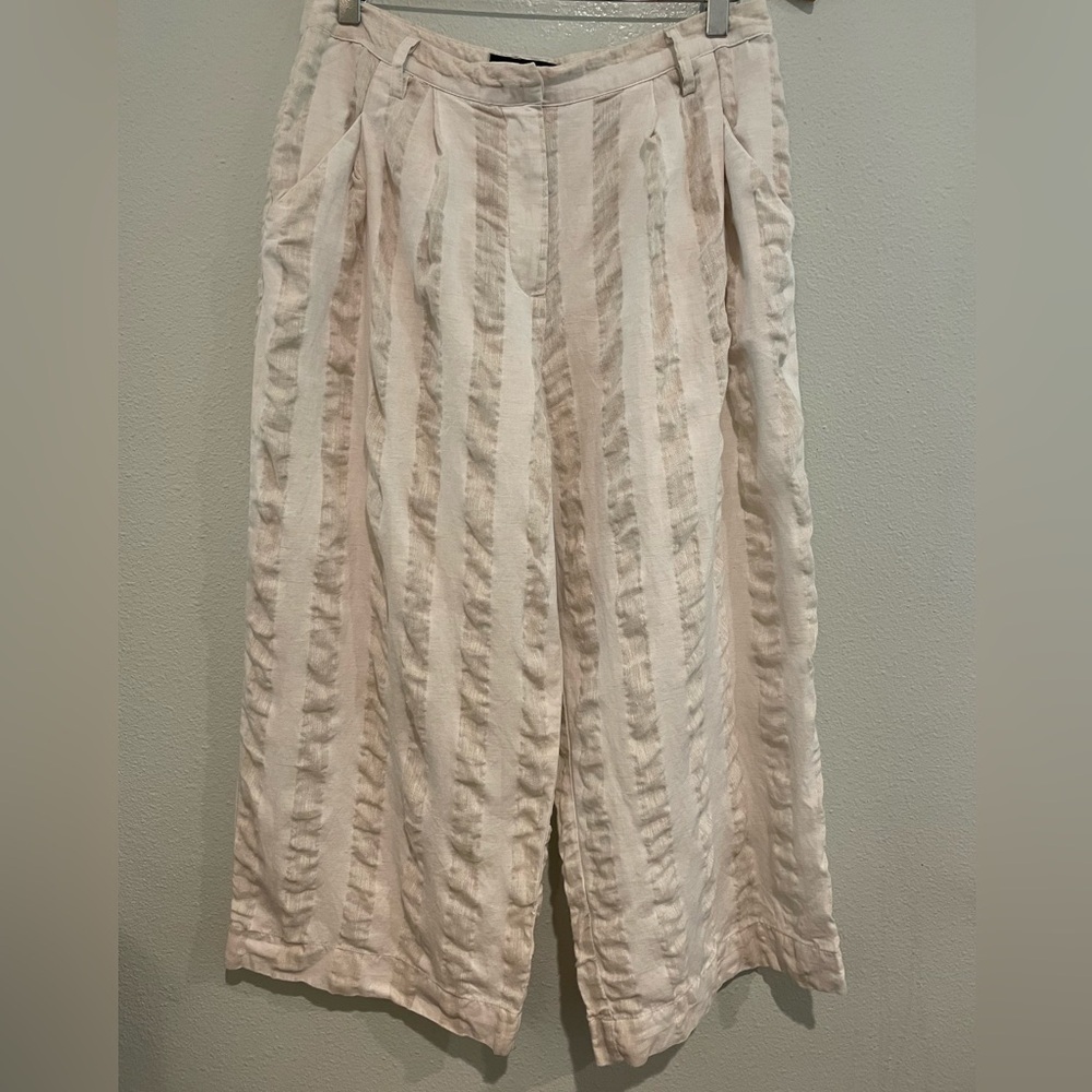 Who What Wear Wide Leg Linen Blend Capri Pant. Size 8